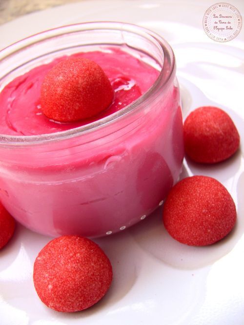Petits pot de crème aux fraises tagada